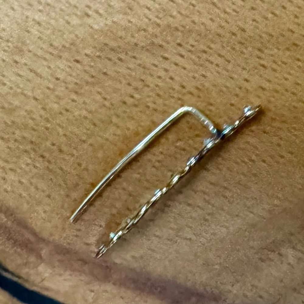 Jacquie Aiche Gold Diamond Ear Climber - Picture 5 of 6